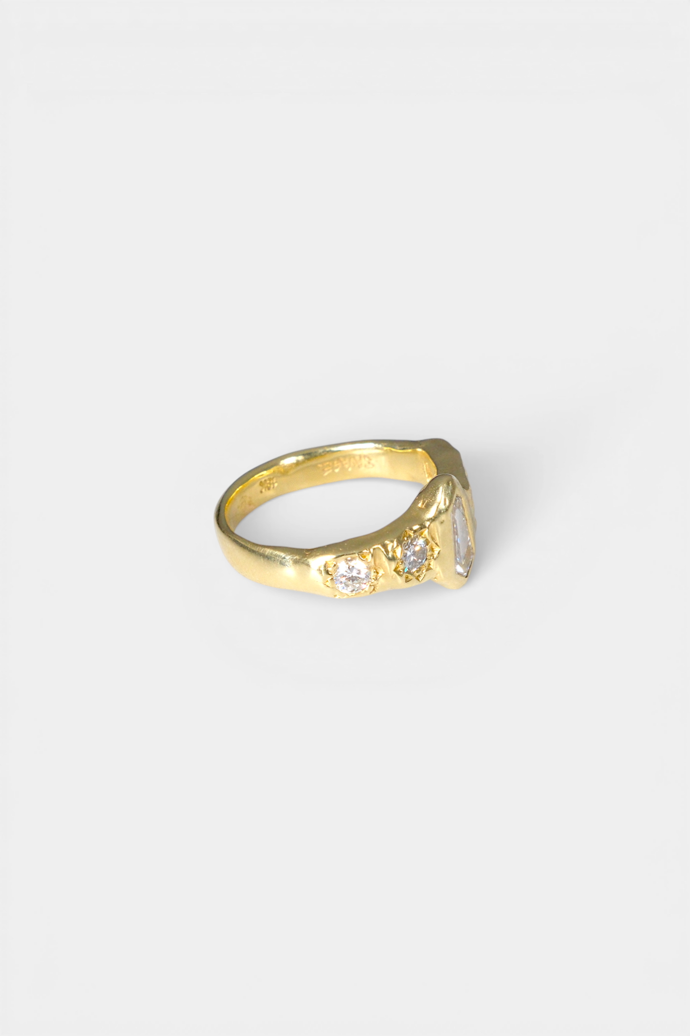 Heirloom Behaviour Ring