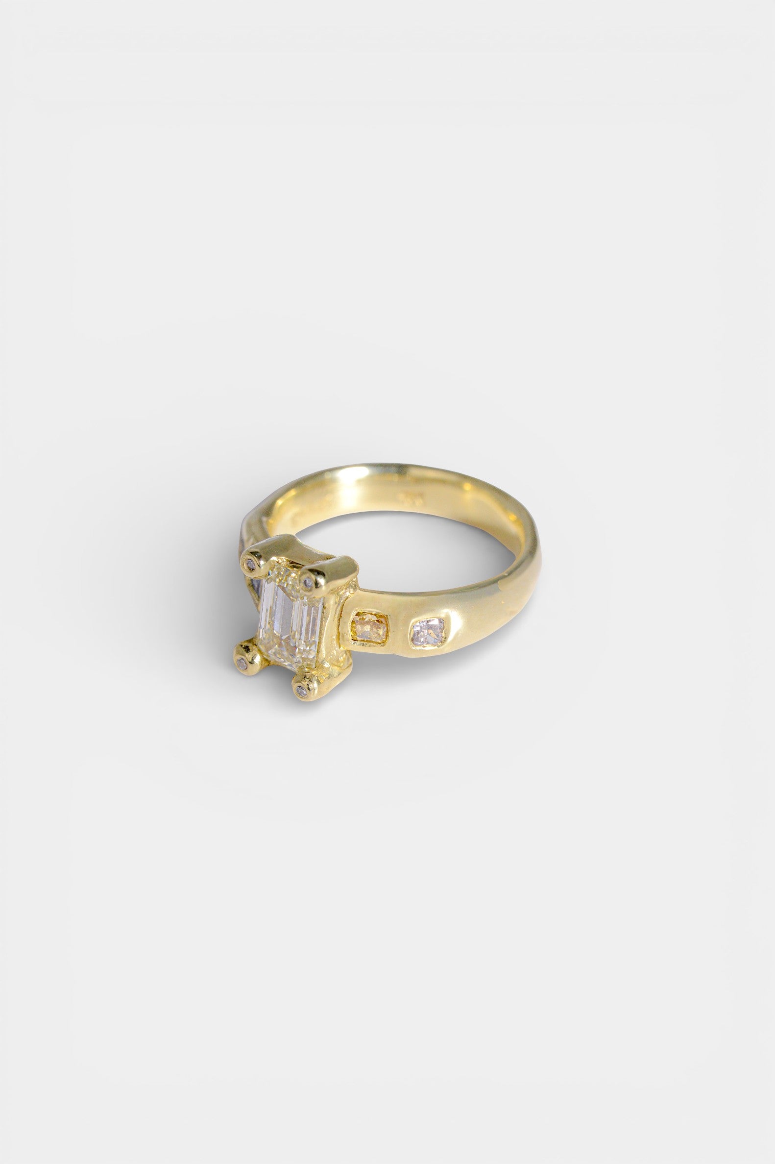 Vero Ring