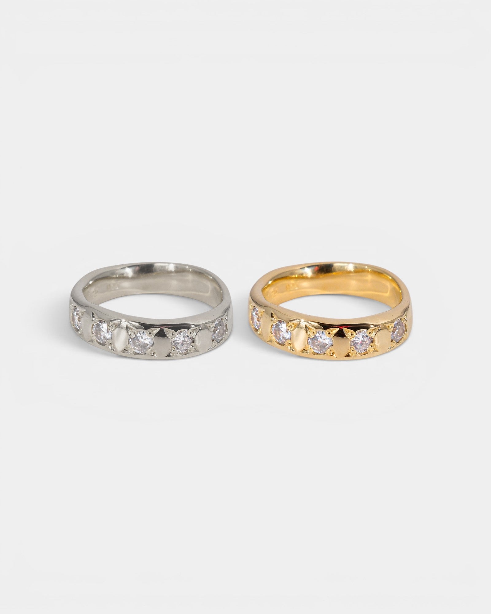 Aisle-land Getaway Ring