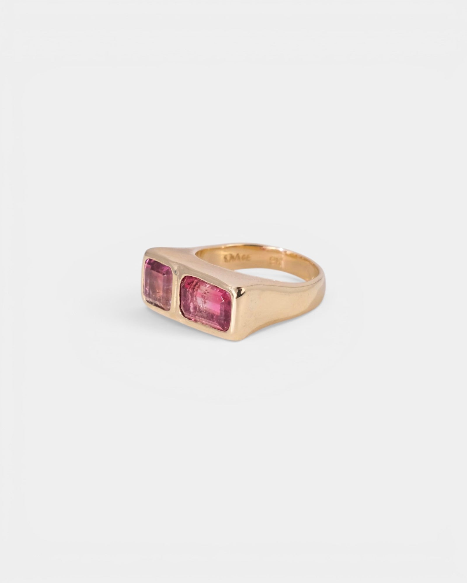 Cyrano Signet Ring